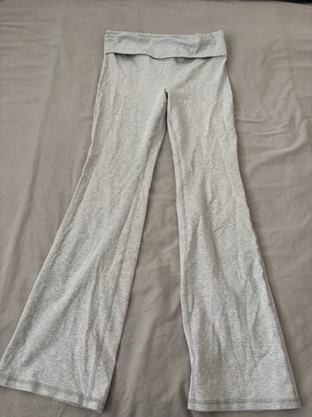 Aritzia TNA Chill foldover pants, size M